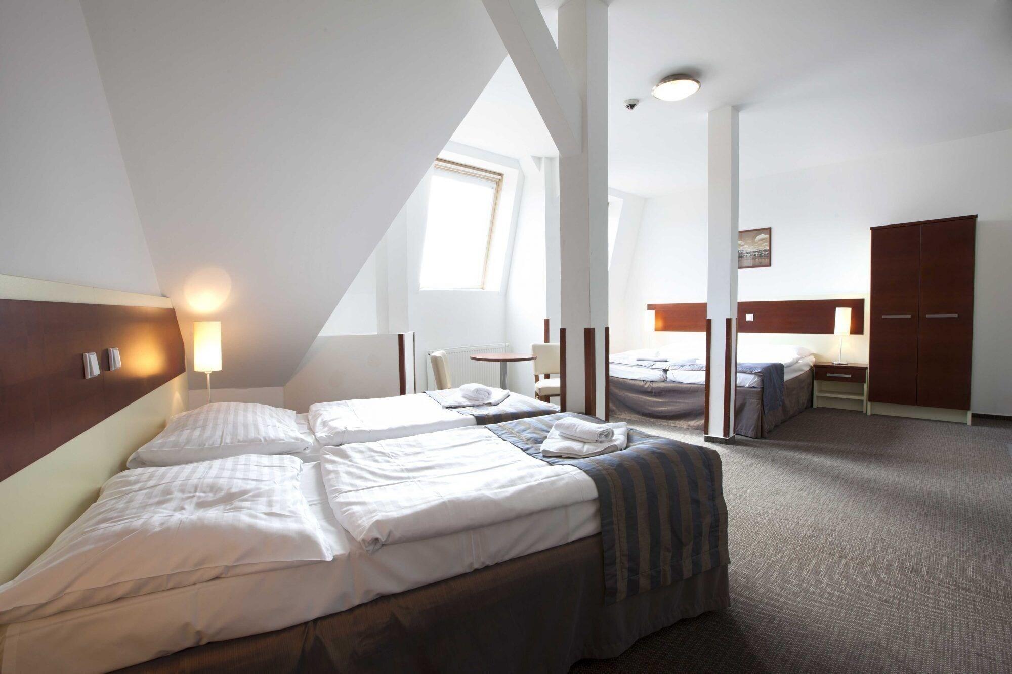 Hotel Gloria Prague Exterior photo