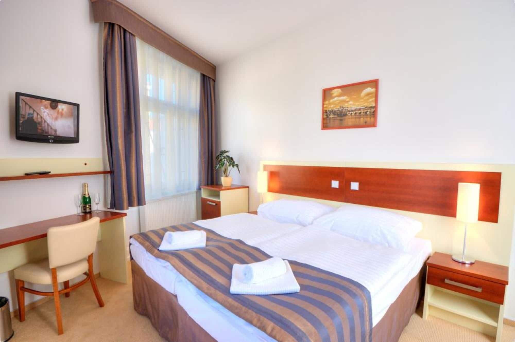 Hotel Gloria Prague Room photo